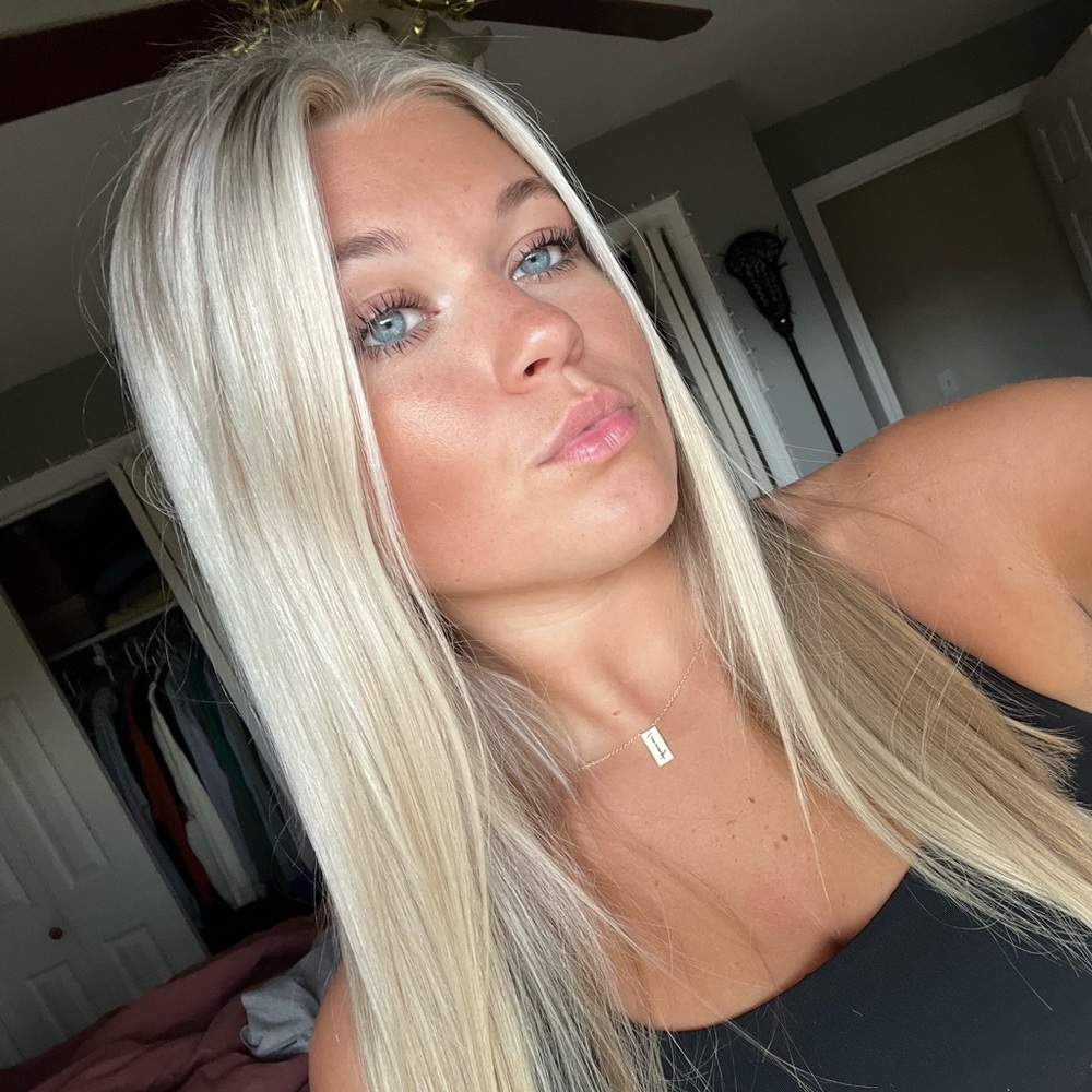 Meet your Posher, Hailey